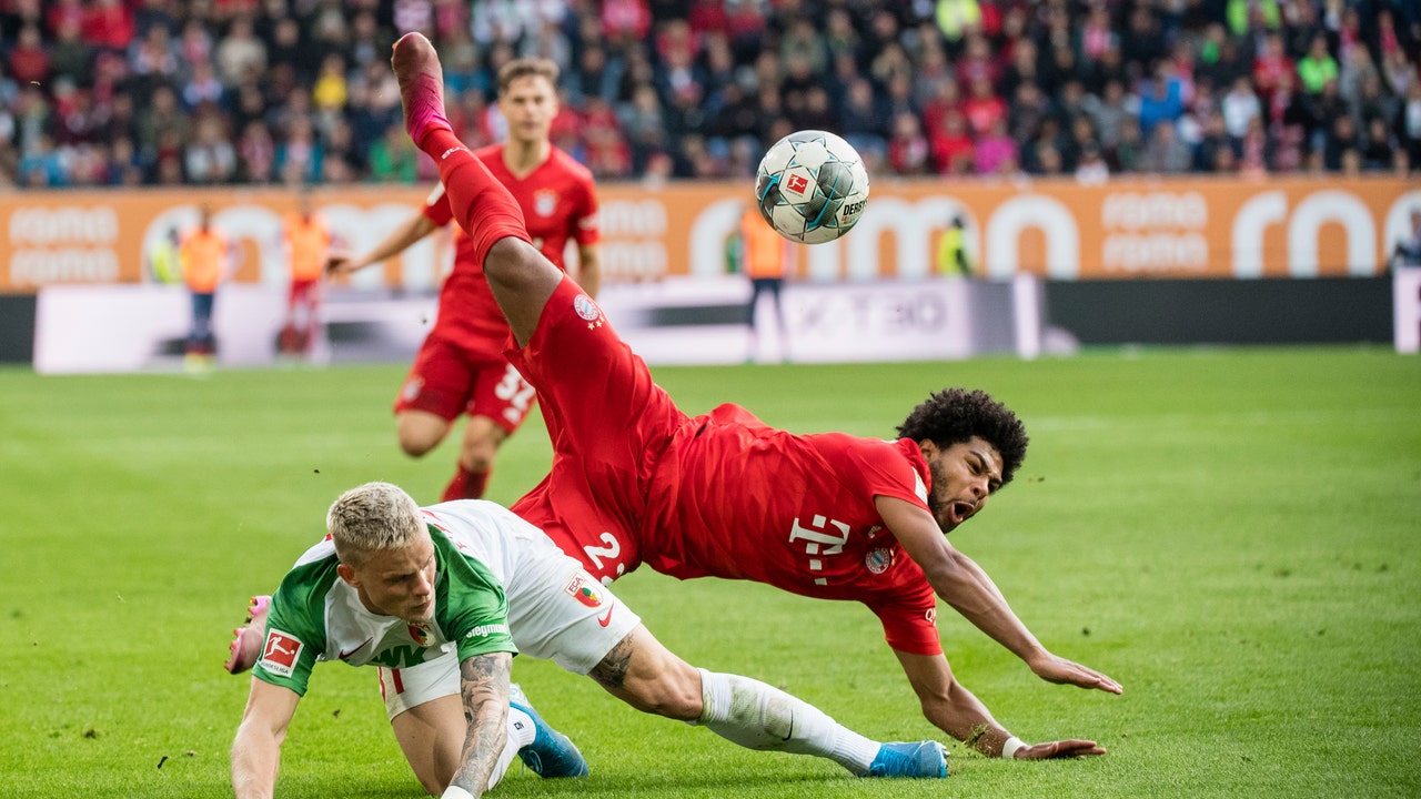 Bayern denied again as Augsburg draws 2-2 in injury time